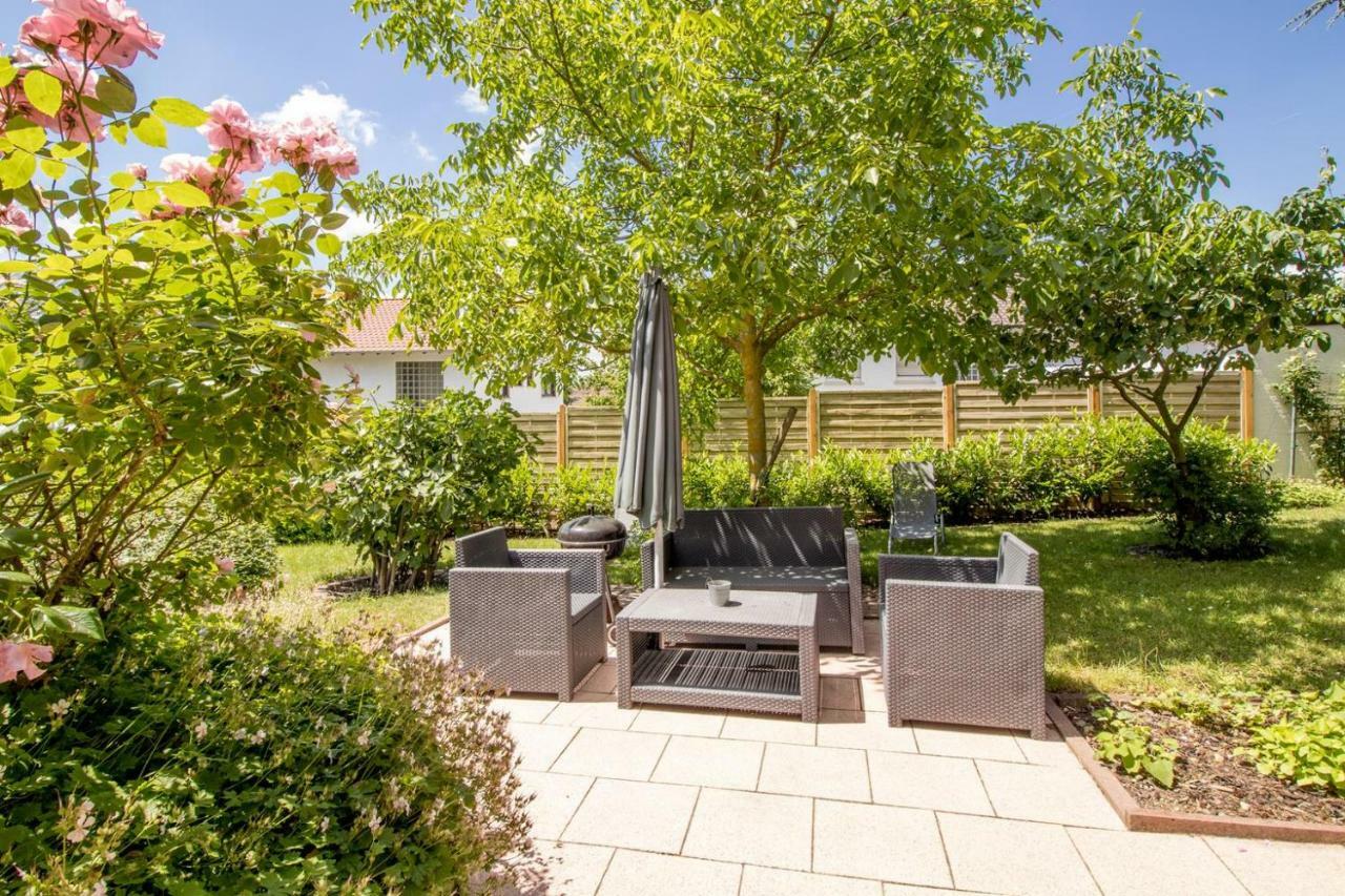 Villa-Doerr 100 M² + 1500M² Garten Woerrstadt ภายนอก รูปภาพ